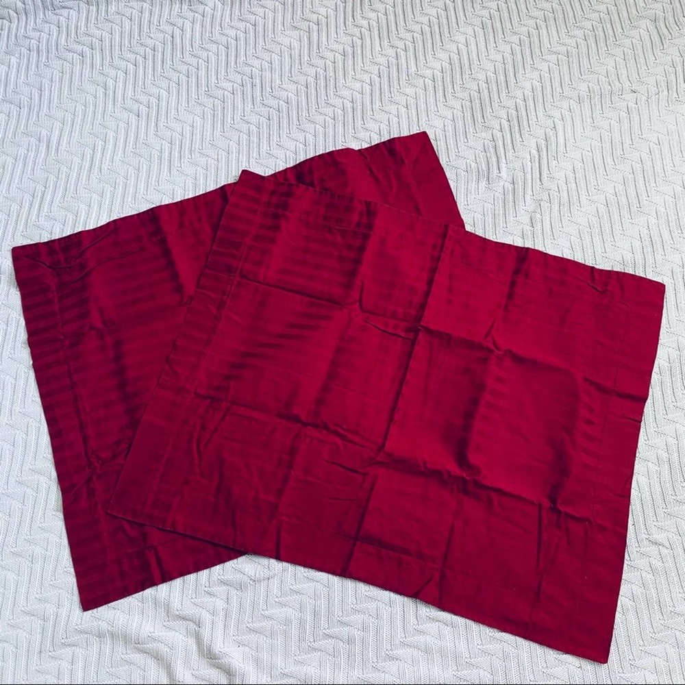 Maroon damask stripe standard pillow shams